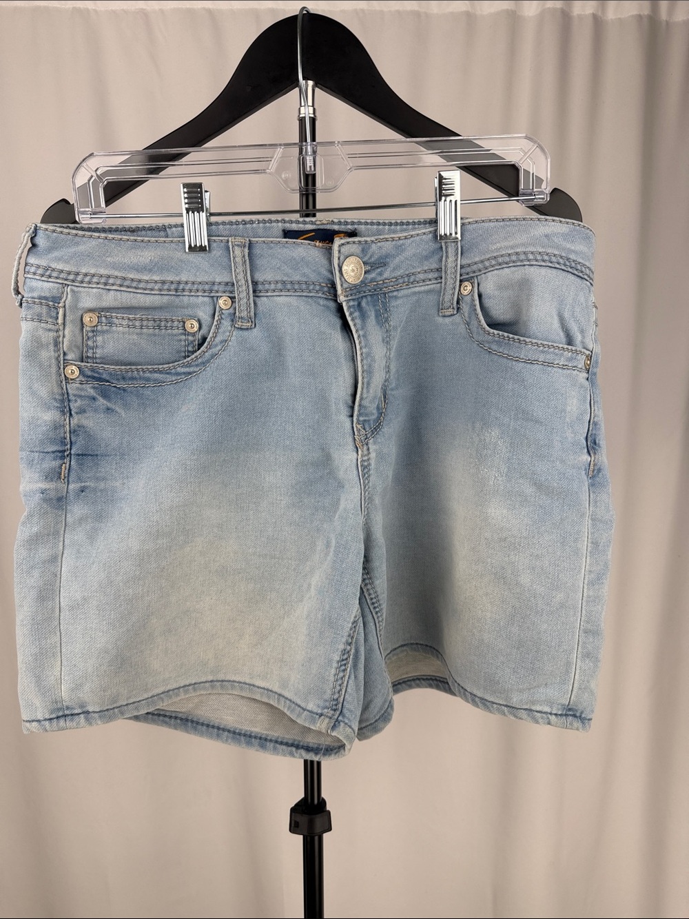 Seven7 Light Wash Stretch Denim Shorts